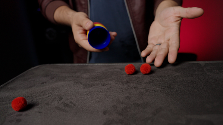 CUPS AND BALLS (Gimmicks and Instructions) by Apprentice Magic - Trick