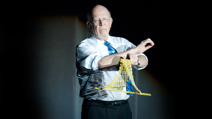 Nankin Tamasudare by Martin Lewis