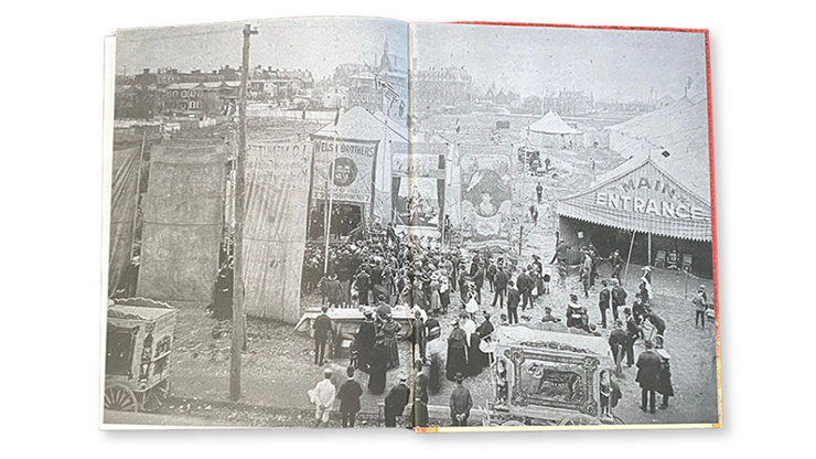 Escaping Obscurity - The Travel Diary of Harry Houdini 1897-1899