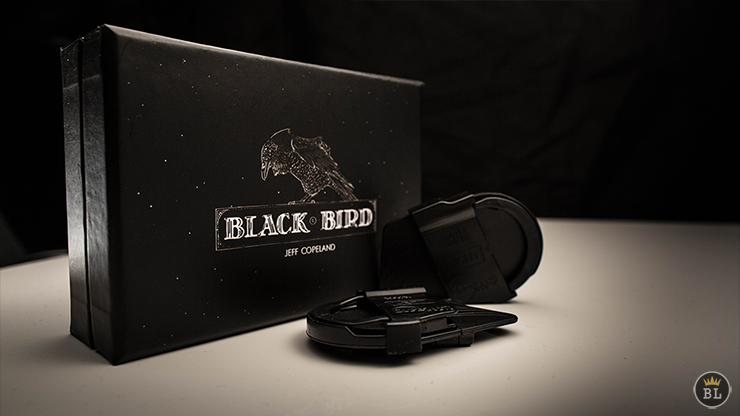 Blackbird (Gimmick and Online Instructions) by Jeff Copeland - Trick